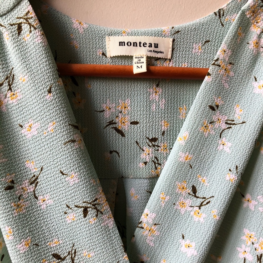 SOLD Monteau Cap Sleeve Blouse - Picture 4 of 8